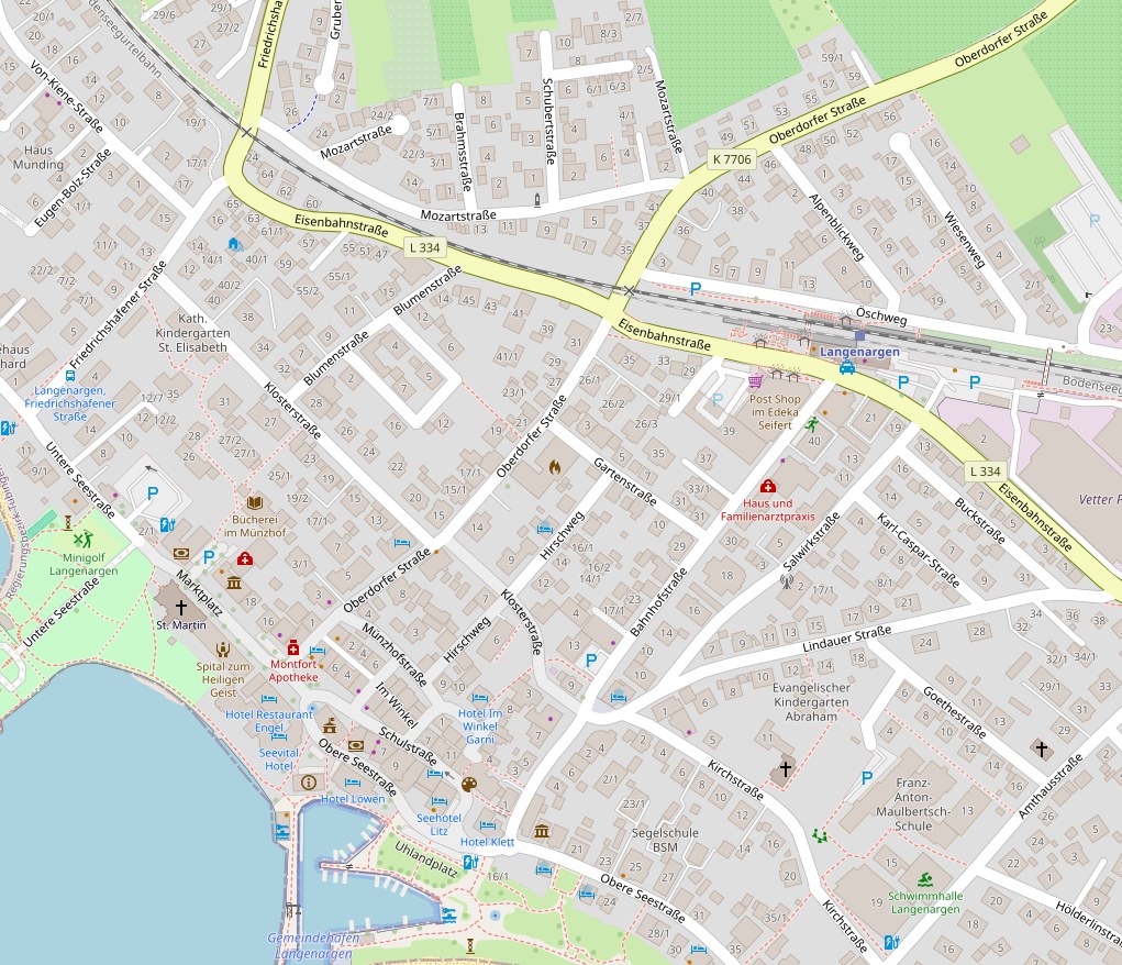 Stadtplan Langenargen: Ferienwohnung im Alpenblickweg, daneben Bahnhof und Edeka, unten der Bodensee